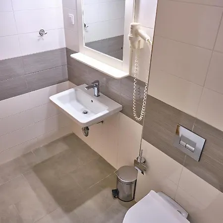 Beachside Acharavi Corfu Appartement *