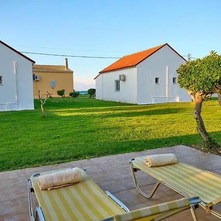 Beachside Acharavi Corfu * أخارافي